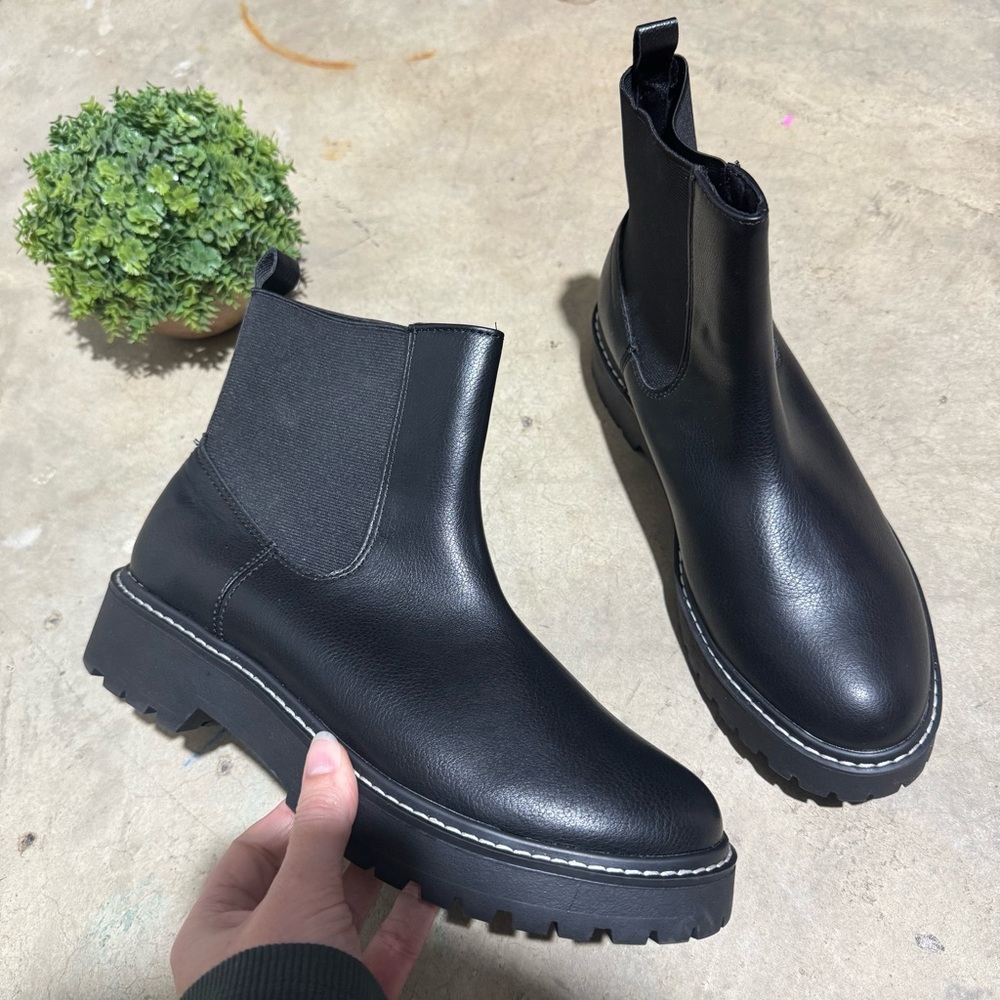 Dolce Vita Lobera Black Chunky Platform Boots‎ Women’s Size 9 Fall Classic Goth
